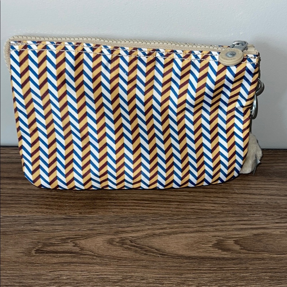 Chevron Patterned Pouch With Keychain - image 2